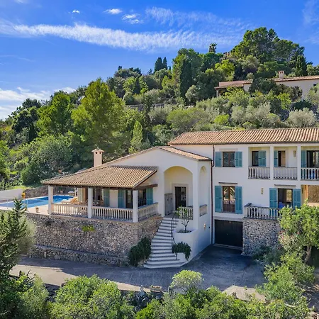 Villa Elegant Witj Heated Pool, Pollença