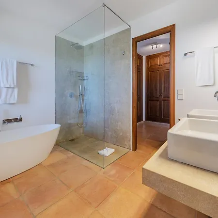 Elegant Witj Heated Pool, Villa *