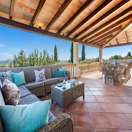 Elegant Witj Heated Pool, Villa