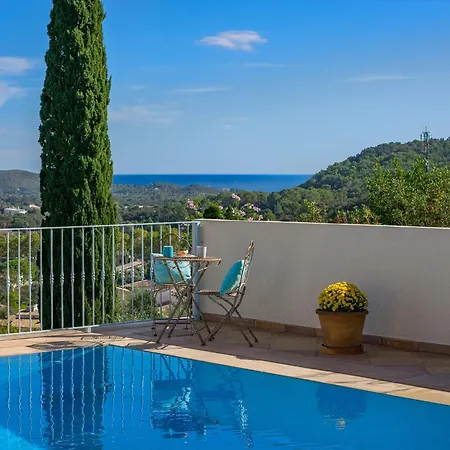 Elegant Witj Heated Pool, Villa *